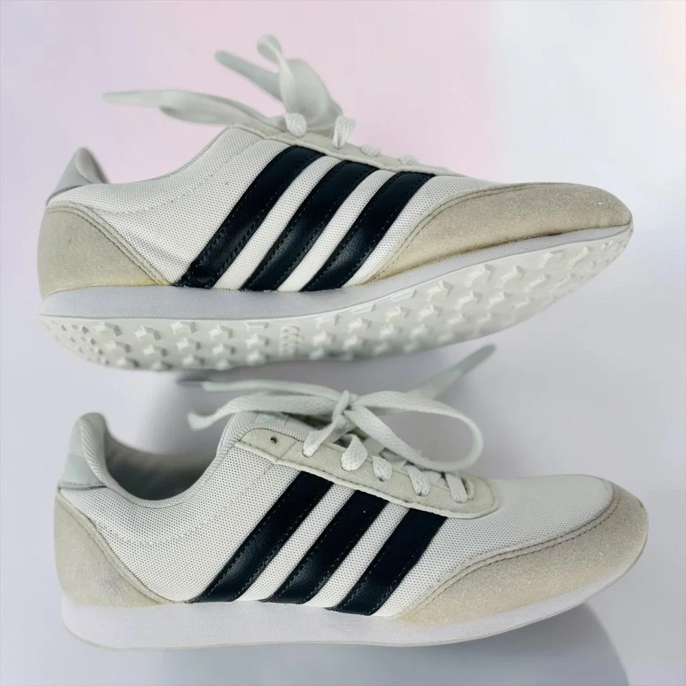 Adidas V Racer 2.0 Women's Size 6 White Black DB0424 Sneakers